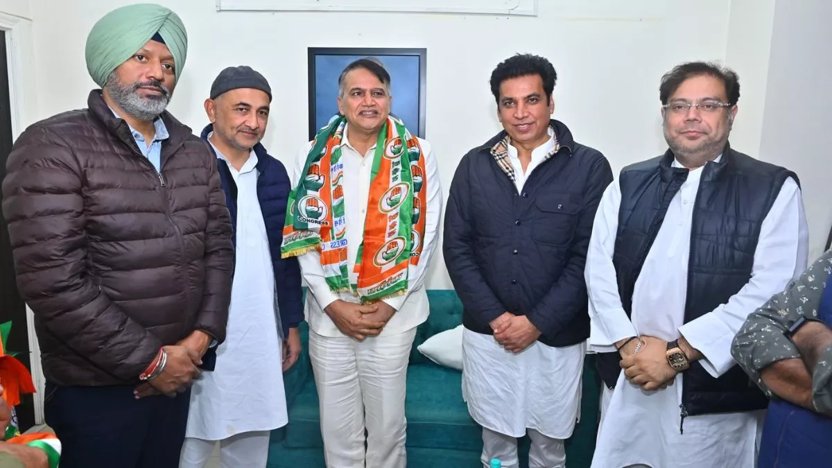 कांग्रेस ने जारी की 26 और प्रत्याशियों की लिस्ट,मनीष सिसोदिया के खिलाफ फरहाद सूरी को मैदान में उतारा